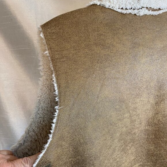 Nygard Faux Leather Vest Ladies Lg Light  Brown with Beige Lining - Picture 6 of 12
